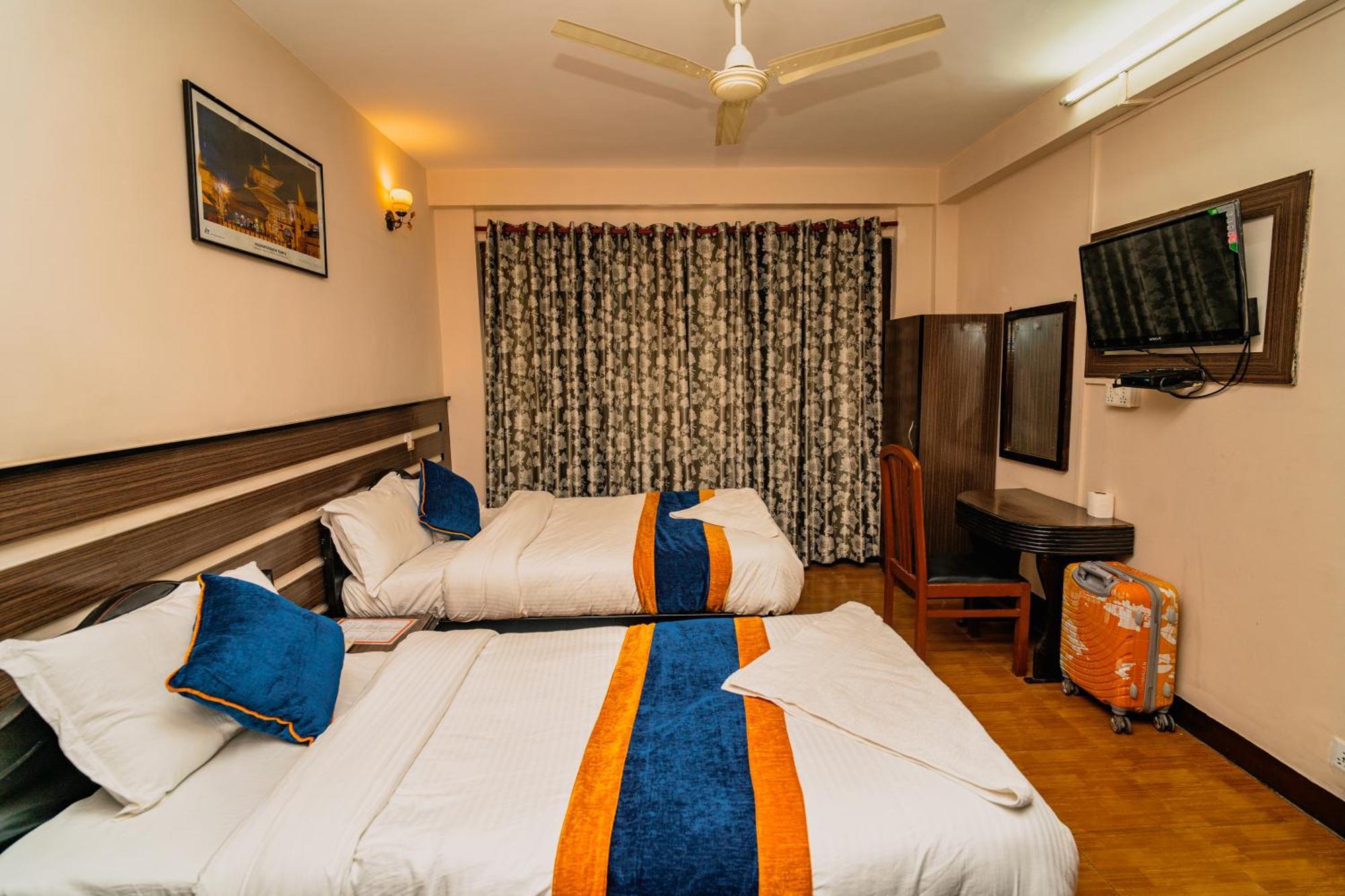 Karma Travellers Home Катманду Екстер'єр фото