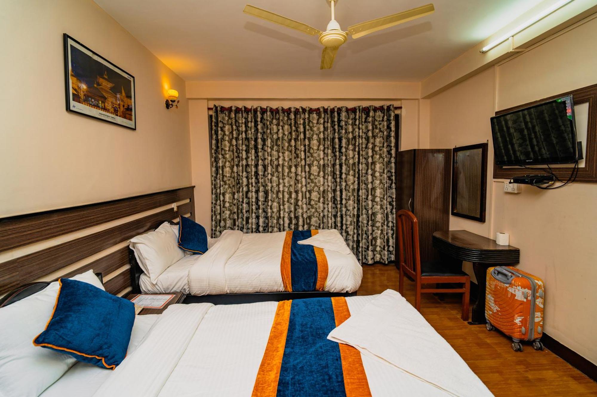 Karma Travellers Home Катманду Екстер'єр фото