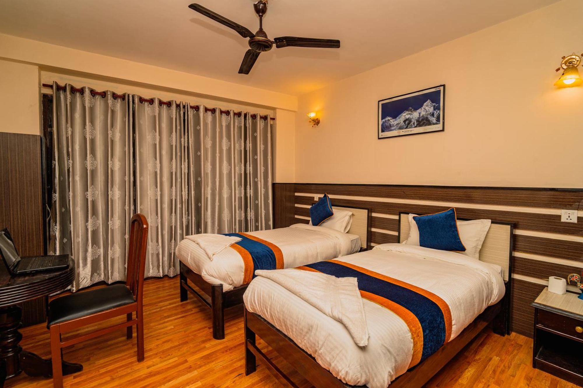 Karma Travellers Home Катманду Екстер'єр фото
