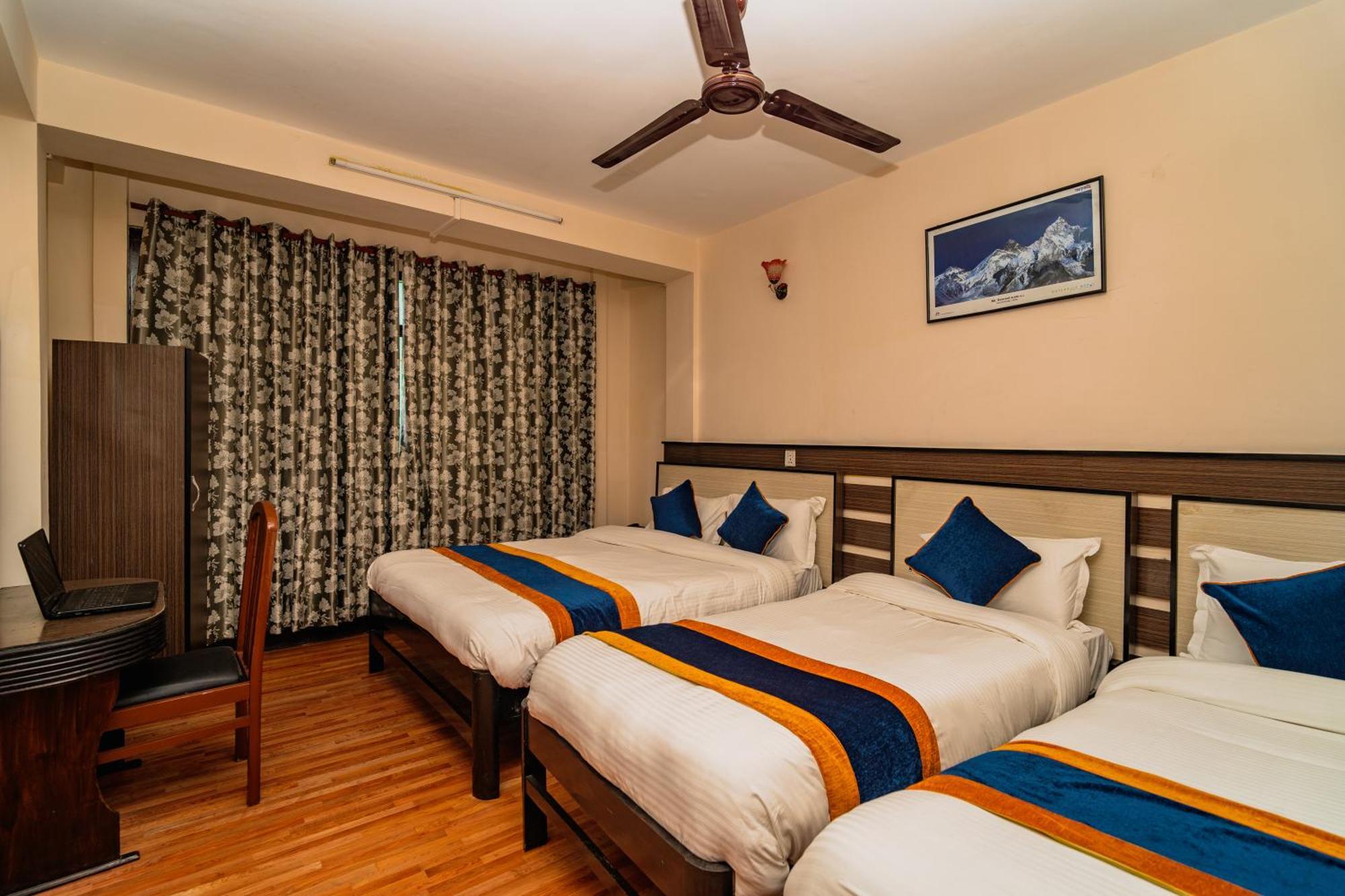 Karma Travellers Home Катманду Екстер'єр фото