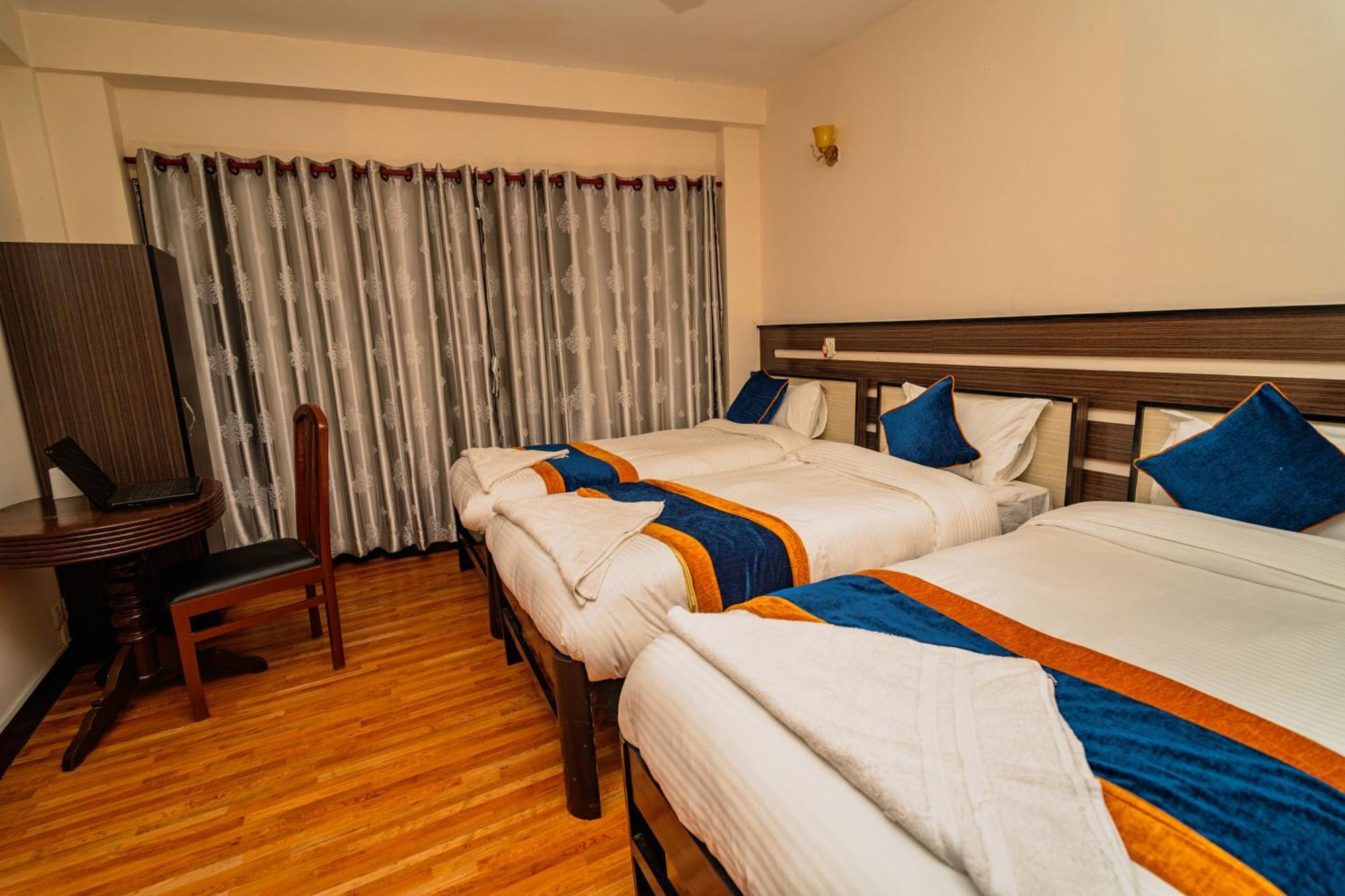 Karma Travellers Home Катманду Екстер'єр фото