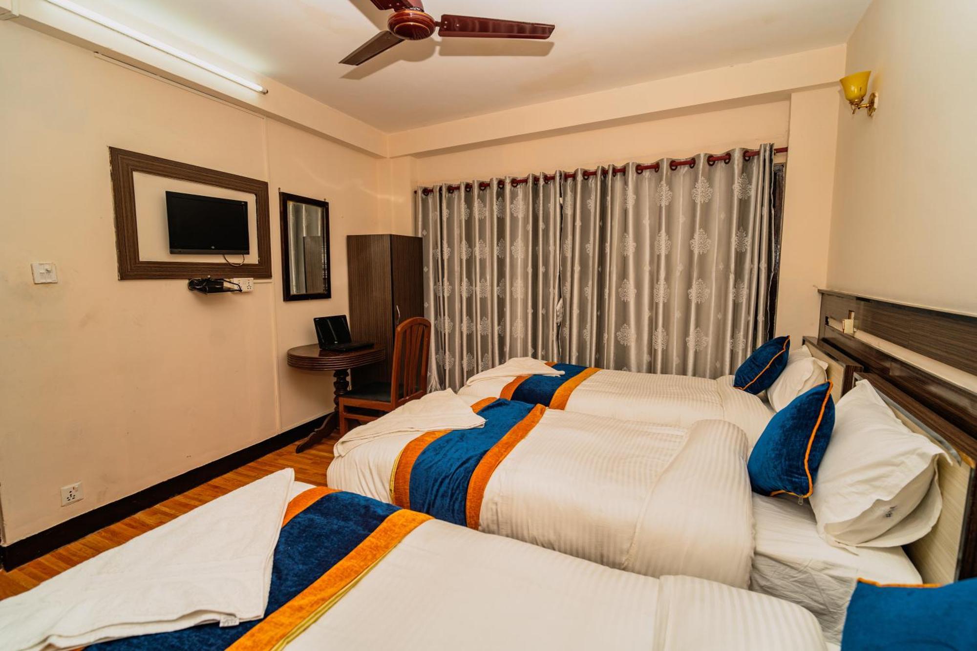 Karma Travellers Home Катманду Екстер'єр фото